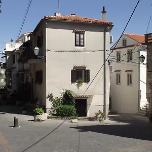  Apartman Apartments Dobrinj Horvátország