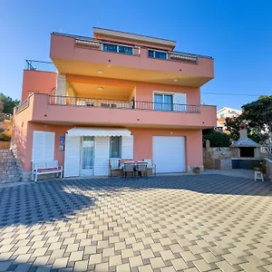  Apartman Regina Del Mare Horvátország
